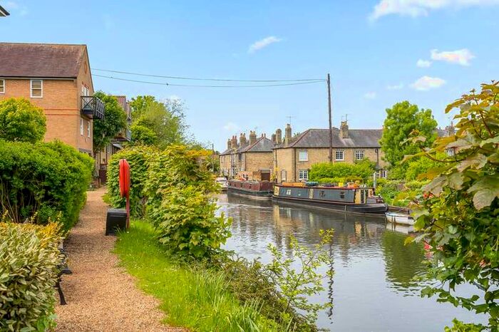 2 Bedroom Apartment To Rent In Railway Street, Hertford, SG14