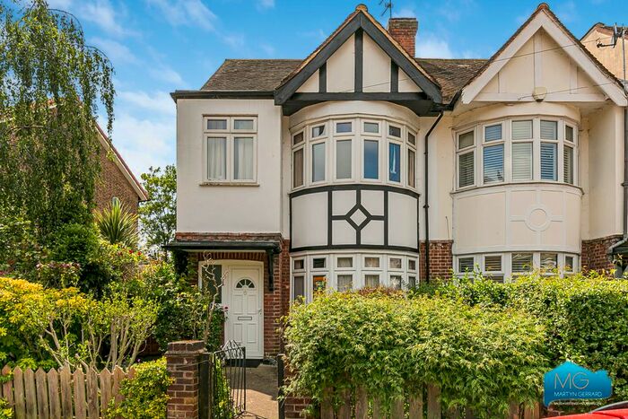 1 Bedroom Flat To Rent In Crescent Rise, London, N22