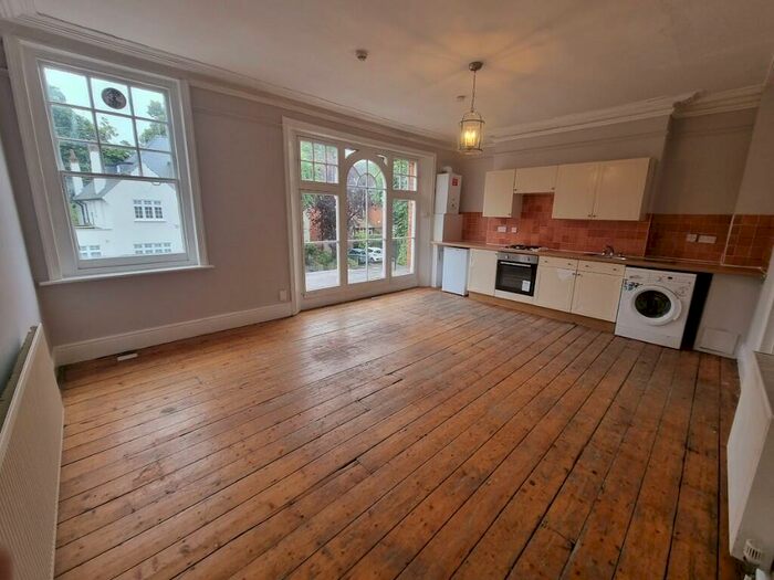 1 Bedroom Flat To Rent In Hornsey Lane Gardens, London, N6