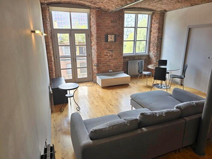 2 Bedroom Apartment For Sale In Cambridge Street, Manchester, M1