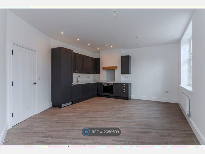 1 Bedroom Flat To Rent In Station Road, Letchworth Garden City, SG6