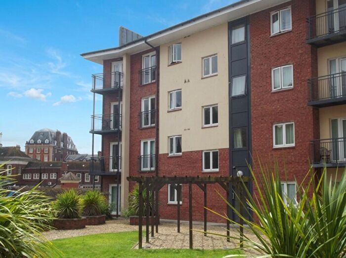 2 Bedroom Apartment To Rent In Constantine House, Exeter, EX4