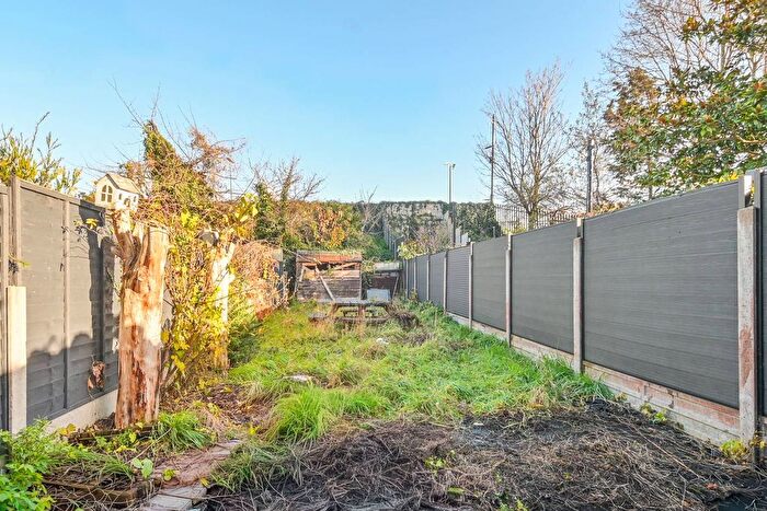 4 Bedroom Terraced House To Rent In Belgrave Road, Plaistow, London, E13