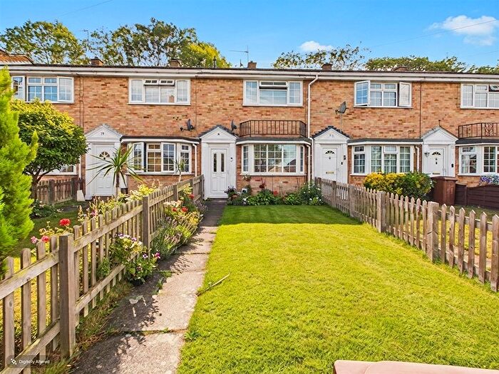 2 Bedroom Terraced House For Sale In Peterborough Gardens, Strood, Rochester, ME2