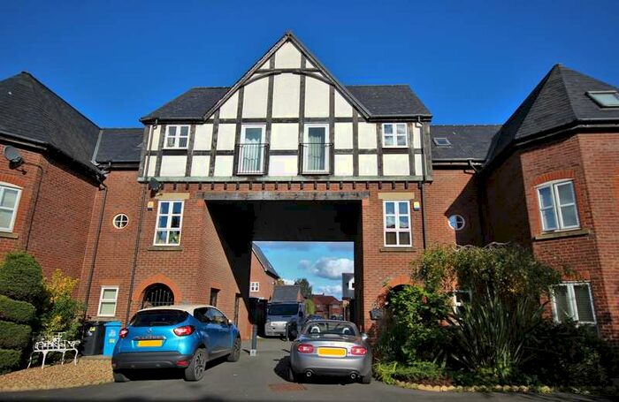 2 Bedroom Mews House To Rent In Upton Rocks Mews, Widnes, Widnes, WA8