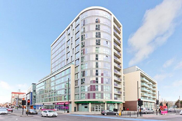 1 Bedroom Flat To Rent In Rick Roberts Way, London, E15