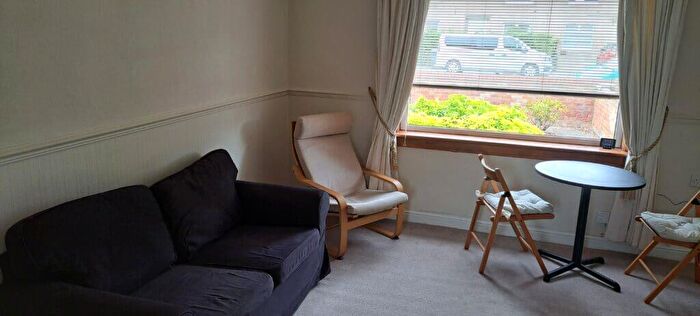 2 Bedroom Flat To Rent In L Stenhouse Drive, Edinburgh, EH11
