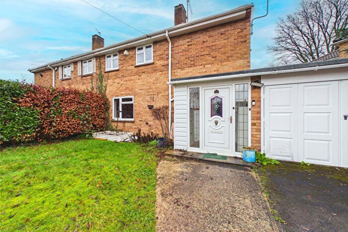 3 Bedroom Semi Detached House To Rent In Langley Hill Close, Tilehurst, Reading, Berkshire, RG31