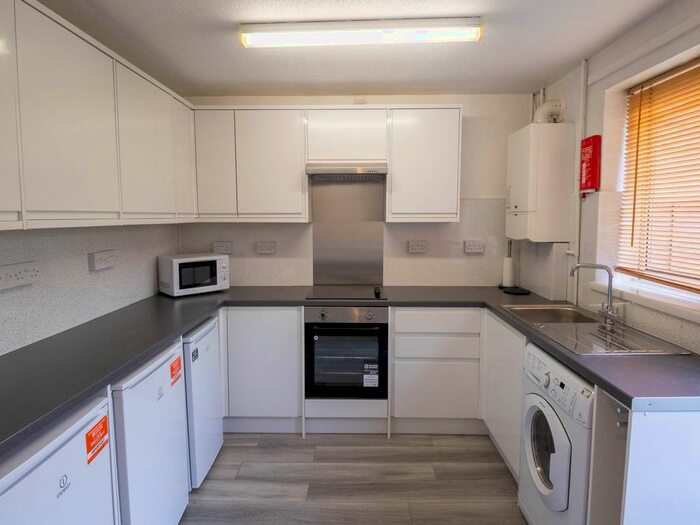 4 Bedroom Property To Rent In Bramshaw Road, Canterbury, Kent, CT2