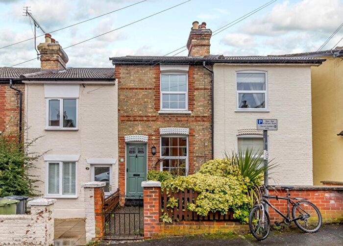 2 Bedroom Terraced House To Rent In Ludlow Road, Guildford, GU2
