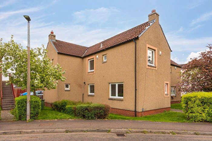 2 Bedroom Semi-Detached Villa For Sale In / South Gyle Mains, Edinburgh, EH12