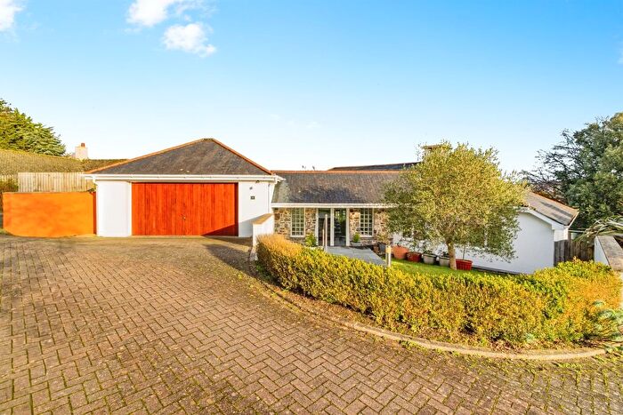 4 Bedroom Detached House For Sale In Petroc Drive, Newton Abbot, TQ12