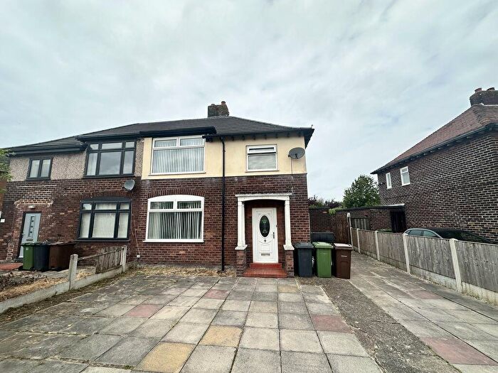 3 Bedroom Semi Detached House For Sale In Pauls Lane, Southport, PR9