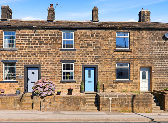 2 Bedroom Terraced House For Sale In Bradford Road, Otley, LS21