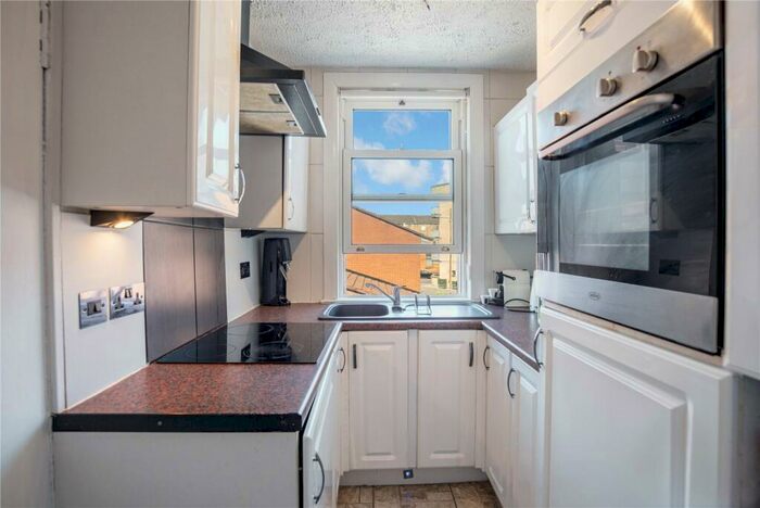 2 Bedroom Flat For Sale In Denbrae Street, Tollcross, Glasgow, G32