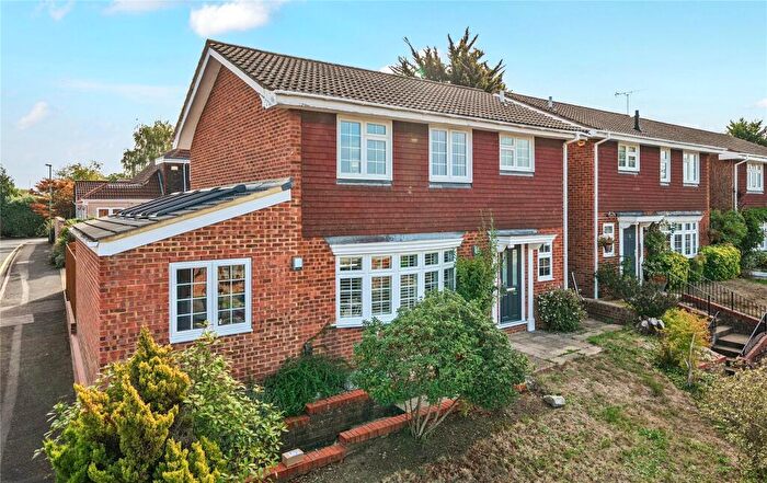 3 Bedroom Detached House For Sale In Novar Close, Orpington, BR6