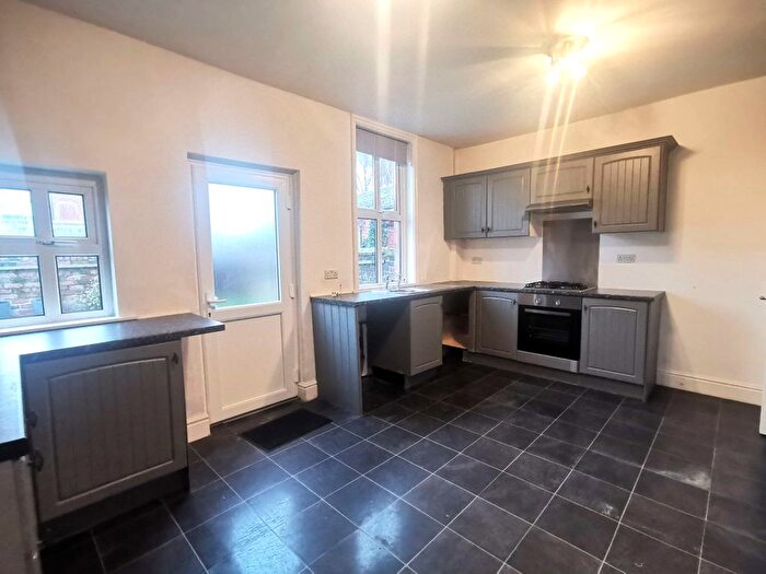 3 Bedroom Terraced House For Sale In Alice Avenue, Leyland, PR25