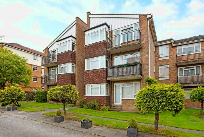 1 Bedroom Apartment To Rent In Galsworthy Road, Kingston Upon Thames, KT2
