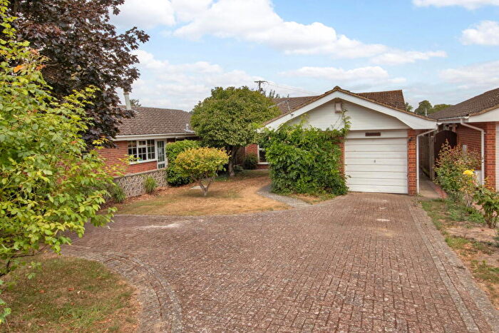 3 Bedroom Detached Bungalow For Sale In Station Road, Southfleet, Gravesend, DA13