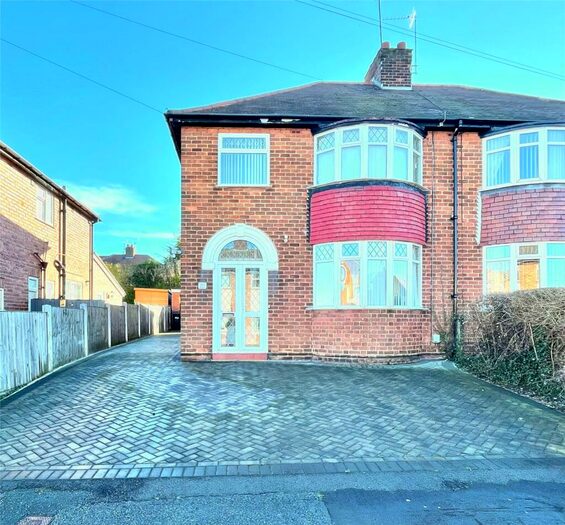 3 Bedroom Semi-Detached House To Rent In Mill View Road, Shotton, Deeside, CH5