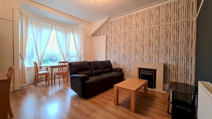 1 Bedroom Flat To Rent In Mannering Road, Shawlands, Glasgow, G41