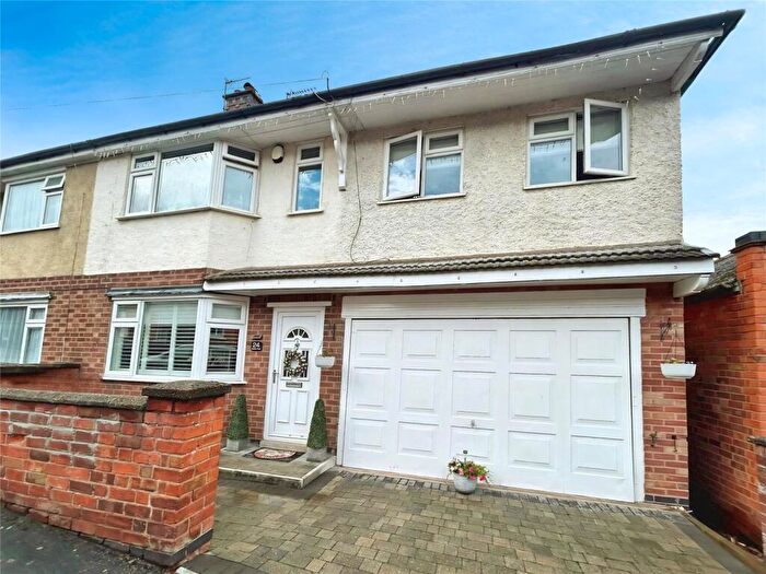 4 Bedroom Semi-Detached House For Sale In Danvers Road, Mountsorrel, Loughborough, Leicestershire, LE12