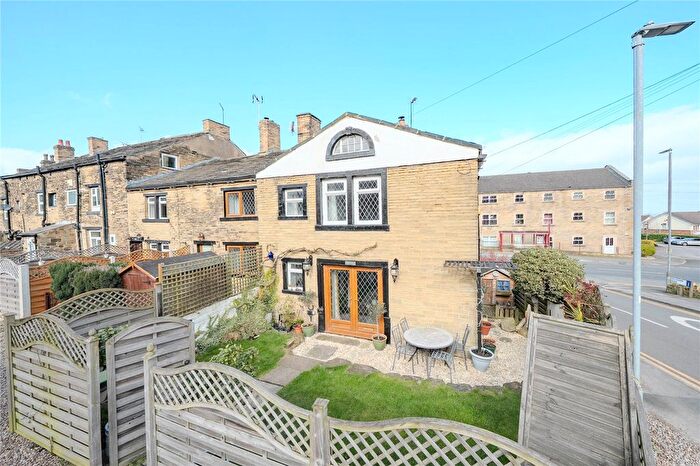 4 Bedroom Detached House For Sale In Oak Cottage, Fartown, Pudsey, West Yorkshire, LS28