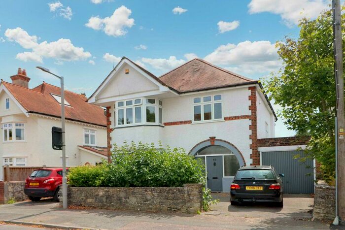 4 Bedroom Detached House To Rent In Queens Park, Bournemouth, Family Home - Application Online, BH8