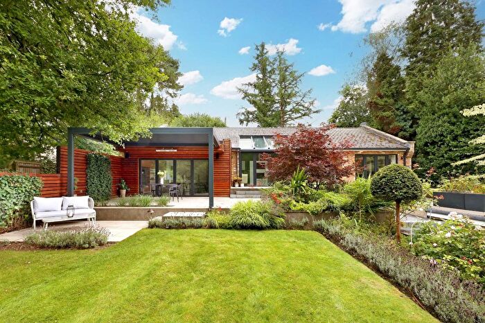 4 Bedroom Bungalow For Sale In Wilton Lane, Jordans, HP9