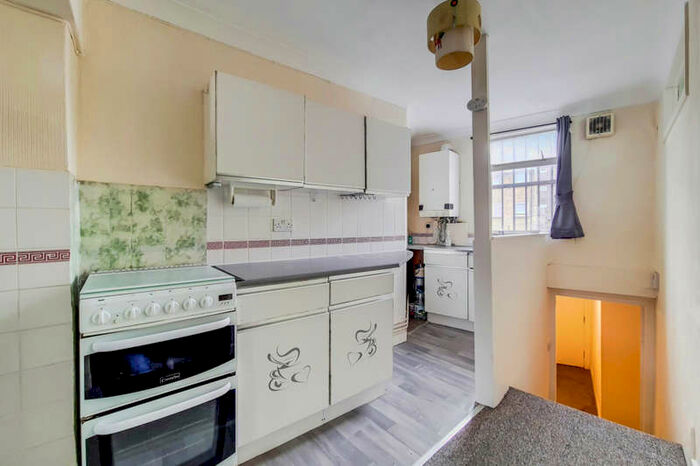 1 Bedroom Flat To Rent In Plumstead High Street, London, SE18