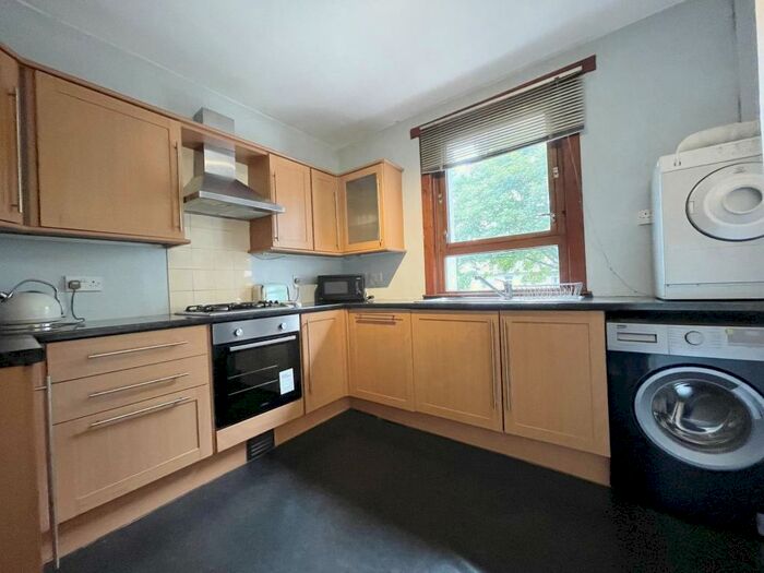 2 Bedroom Flat To Rent In Alness Crescent, Mosspark, Glasgow