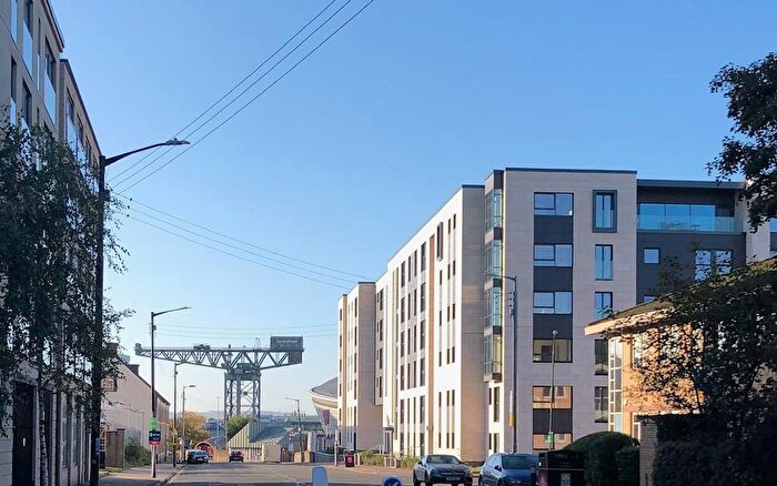 2 Bedroom Flat To Rent In /, Minerva Way, Glasgow, G3