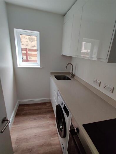 Studio To Rent In Turnpike Lane, London, N8