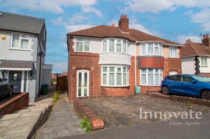 3 Bedroom Semi-Detached House To Rent In Regent Avenue, Tividale, Oldbury, B69