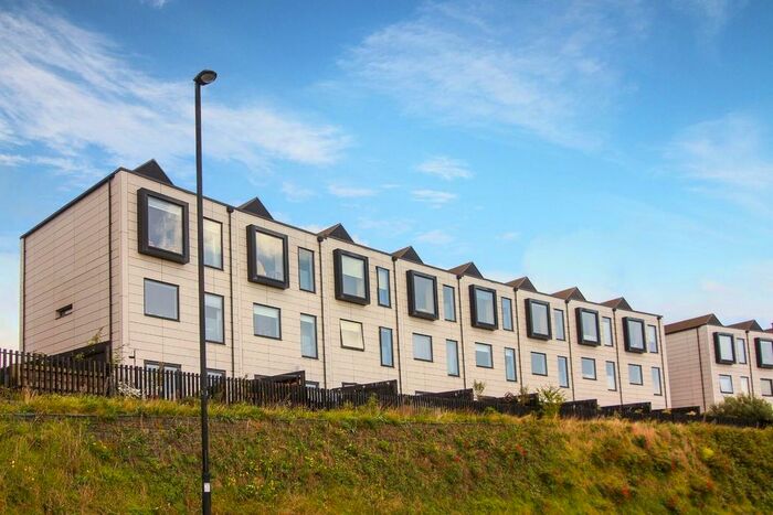 4 Bedroom Town House To Rent In Smiths Dock, North Shields, NE29