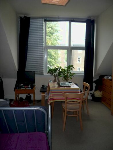Studio To Rent In Lambolle Road, London, NW3