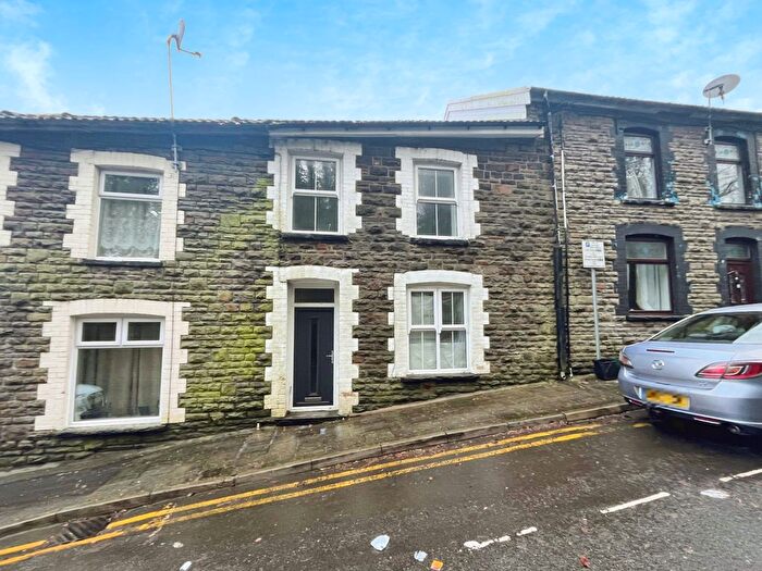3 Bedroom Property To Rent In High Street, Cymmer, Pontypridd, CF39