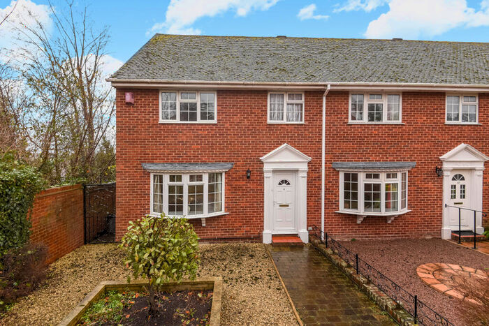 3 Bedroom End Of Terrace House To Rent In Brunswick Place, Lymington, SO41