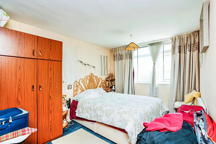 3 Bedroom Terraced House For Sale In Mansfield Walk, Maidstone, ME16