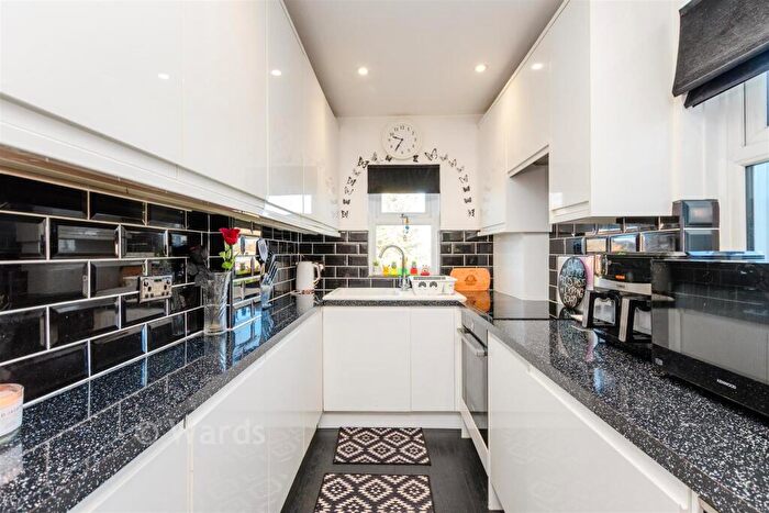 2 Bedroom Terraced House For Sale In Castle Street, Greenhithe, Kent, DA9