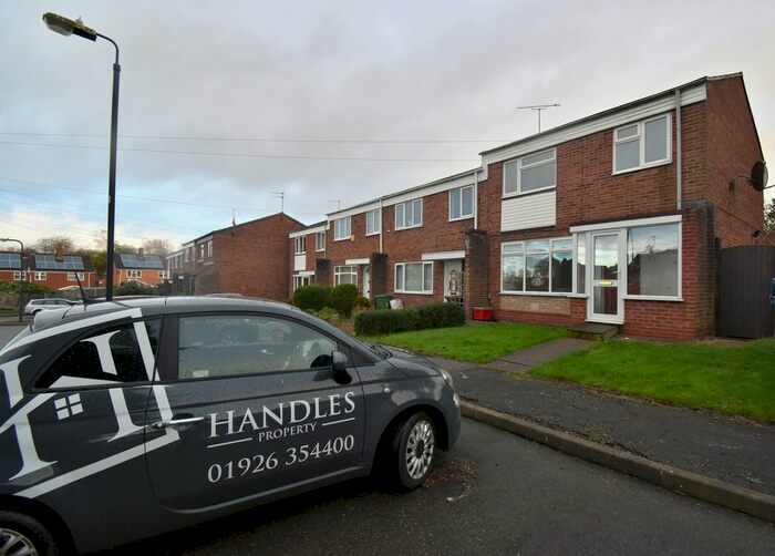 3 Bedroom Semi-Detached House To Rent In Sudbury Close, Leamington Spa CV32