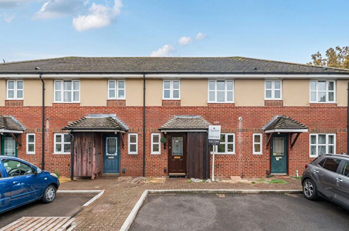 3 Bedroom Terraced House For Sale In Siddal Close, Southampton, Hampshire, SO19