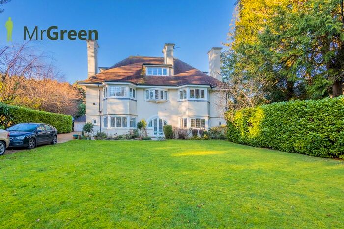 2 Bedroom Apartment To Rent In East Avenue, Bournemouth, BH3