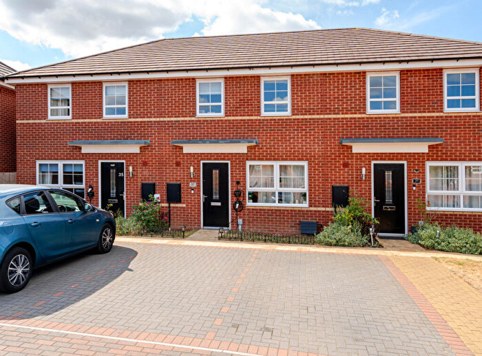 3 Bedroom Terraced House For Sale In Cranwell Crescent, Eaton Leys, Milton Keynes, MK17