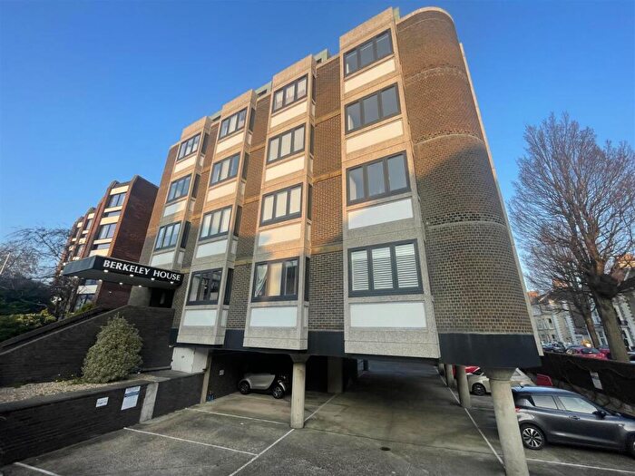 1 Bedroom Flat To Rent In Gildredge Road, Eastbourne, BN21