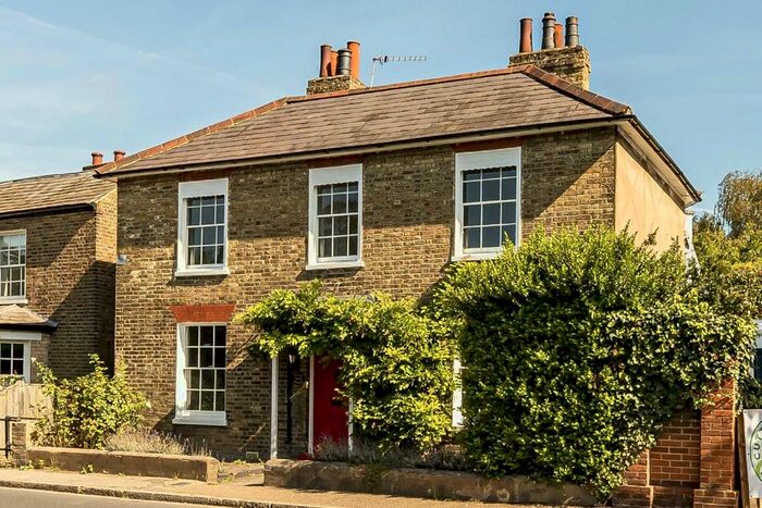 5 Bedroom Detached House To Rent In Petersham Road, Richmond, TW10