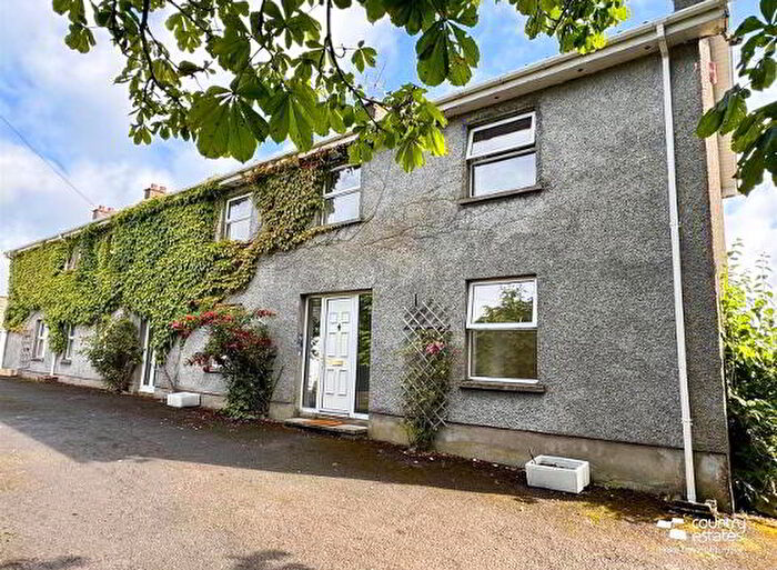 5 Bedroom Detached House For Sale In Green Road, Ballyclare, BT39