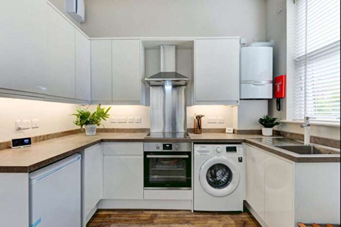 1 Bedroom Flat To Rent In Church Walk, Worthing, BN11