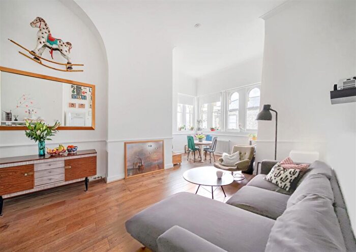 2 Bedroom Apartment For Sale In Royal Herbert Pavilions, Gilbert Close, Woolwich, SE18