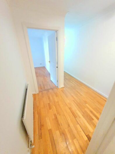 2 Bedroom Flat To Rent In Brighton Road, London, CR8